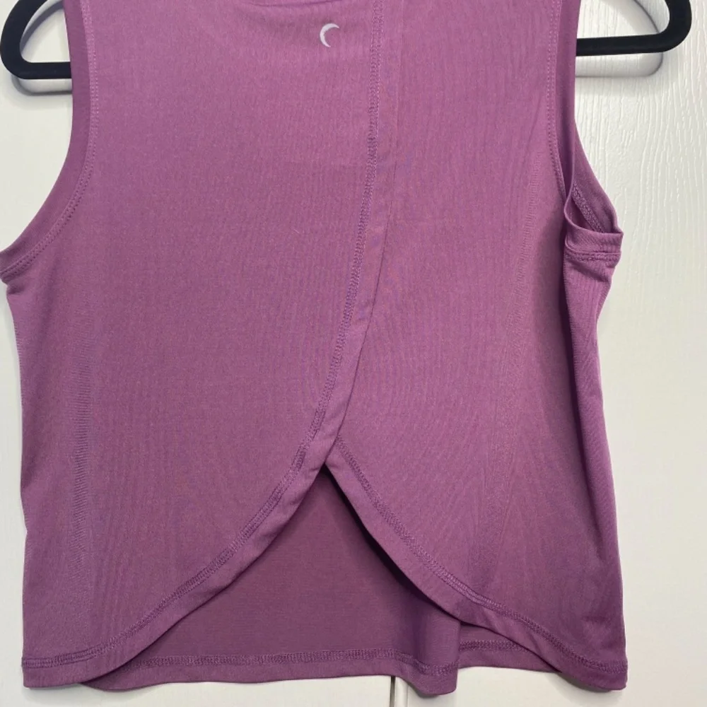 Tank - Picture 2 of 3